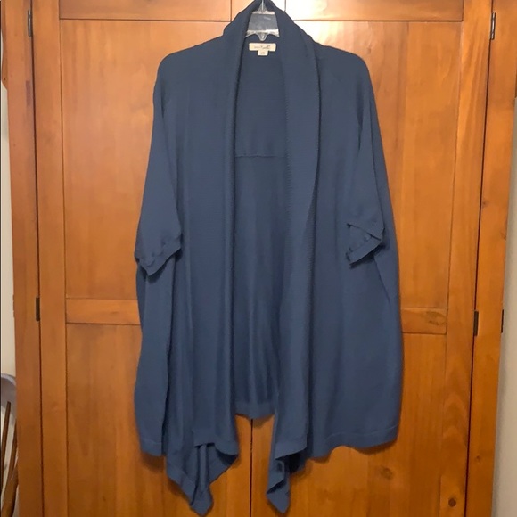 Simply Noelle Sweaters - BOGO SALE!!! Simply Noelle, short sleeve sweater